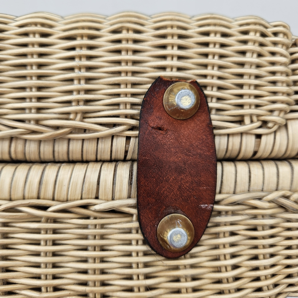 Vintage 1950's 1960's Wicker Basket Bag - Picture 8 of 9